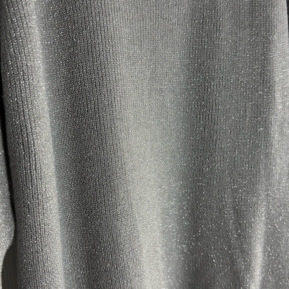 MAURICES Mock Neck Sparkly Metallic Knit Sweater in Gray Size XL—HOLIDAY VIBES - Picture 4 of 7